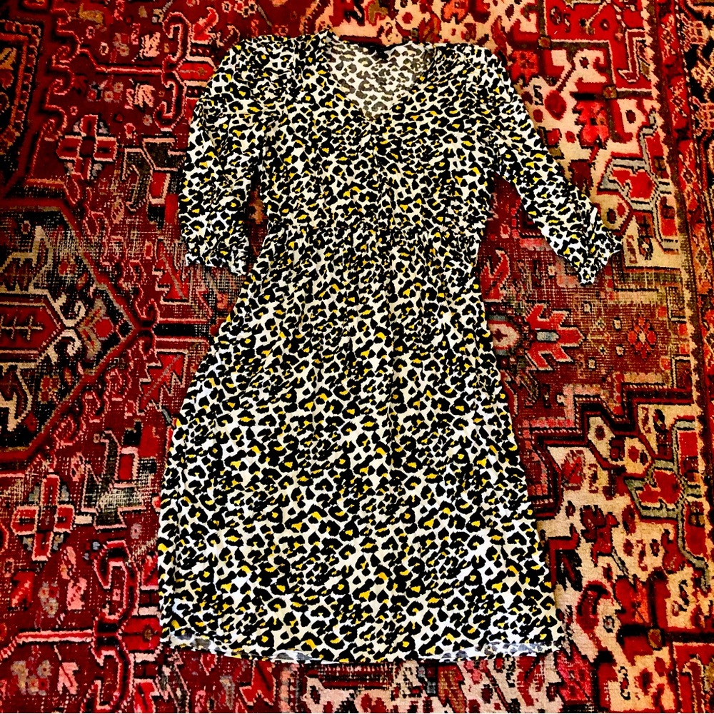 Banana Republic puffed sleeve animal print dress, size M